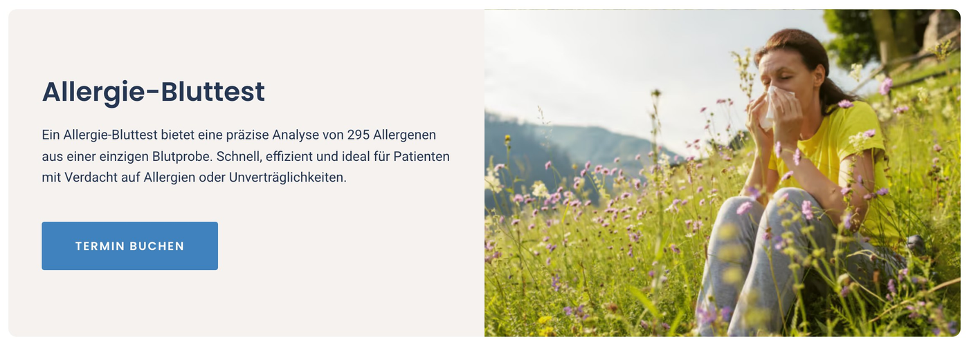 Kopfbereich der Leistungsseite Allergie-Bluttest mit Foto und Button „Termin buchen“