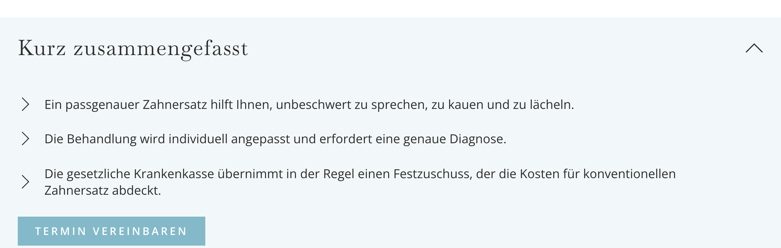 Box „Kurz zusammengefasst“ mit den wichtigsten Punkten zum Zahnersatz